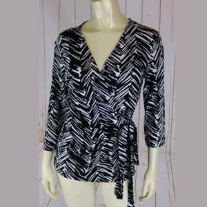 Banana Republic Wrap Top M Poly Spandex Stretch
